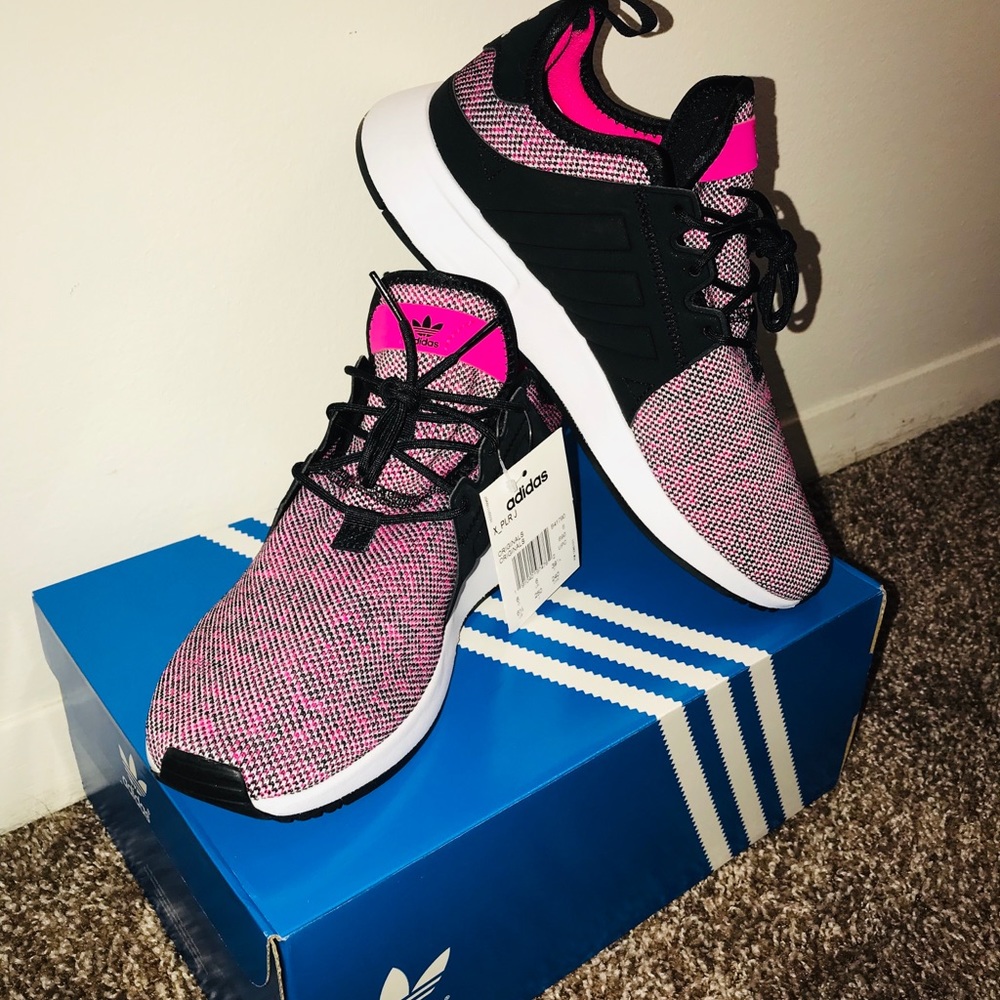ADIDAS SHOES - Picture 8 of 8